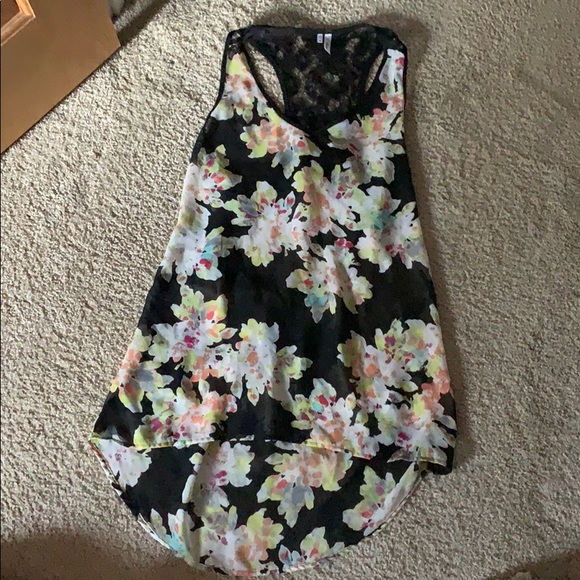 Tunic - Picture 1 of 2